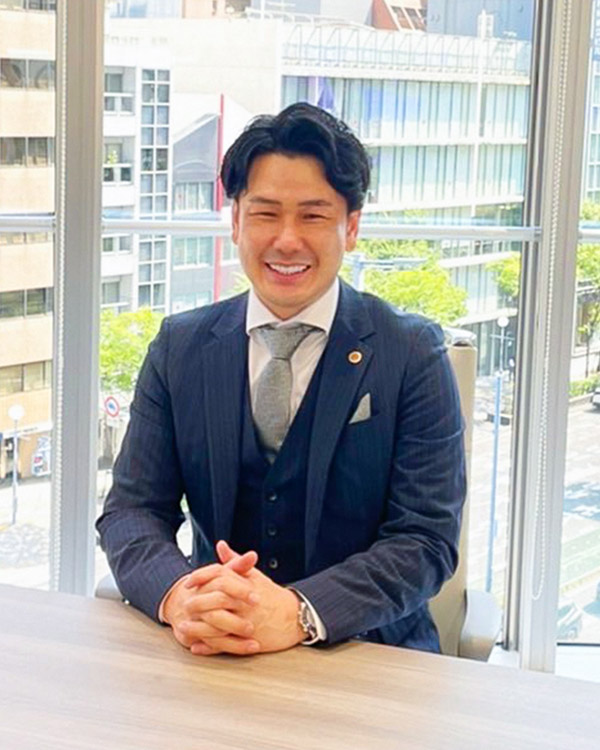 代表取締役 CEO 山中 慎一